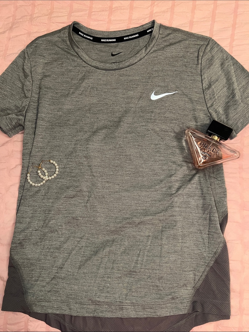 Nike women’s tshirt